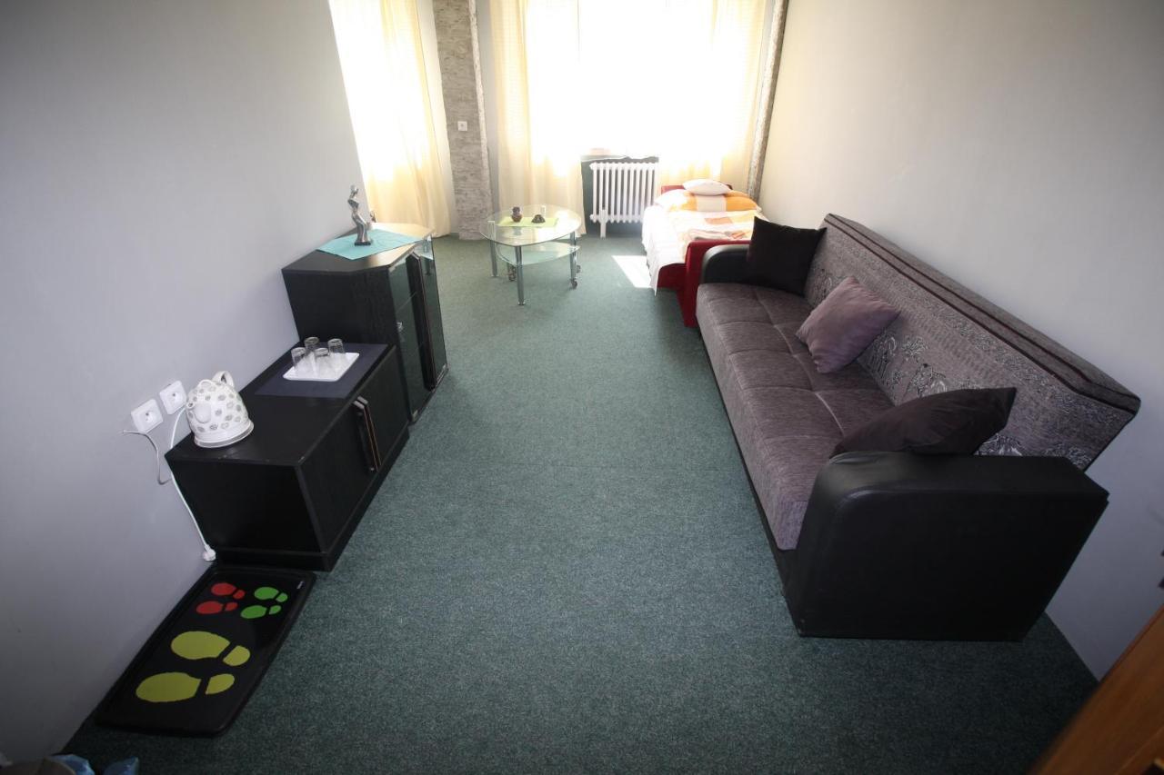 Garni Otel Liptovský Mikuláš Dış mekan fotoğraf